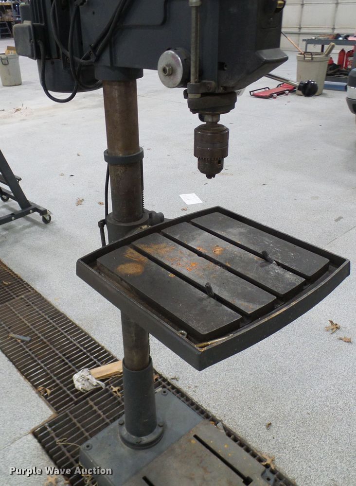 image for item DL0952 Craftsman drill press