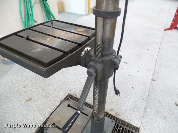 image for item DL0952 Craftsman drill press