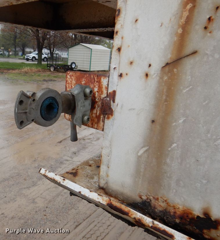 image for item DL2813 1996 Cemen-tech GN-300 batch plant