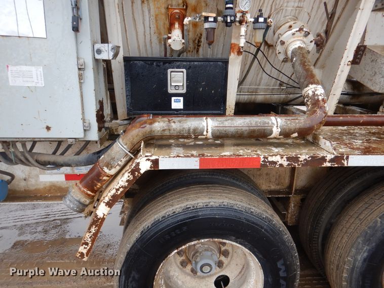 image for item DL2813 1996 Cemen-tech GN-300 batch plant