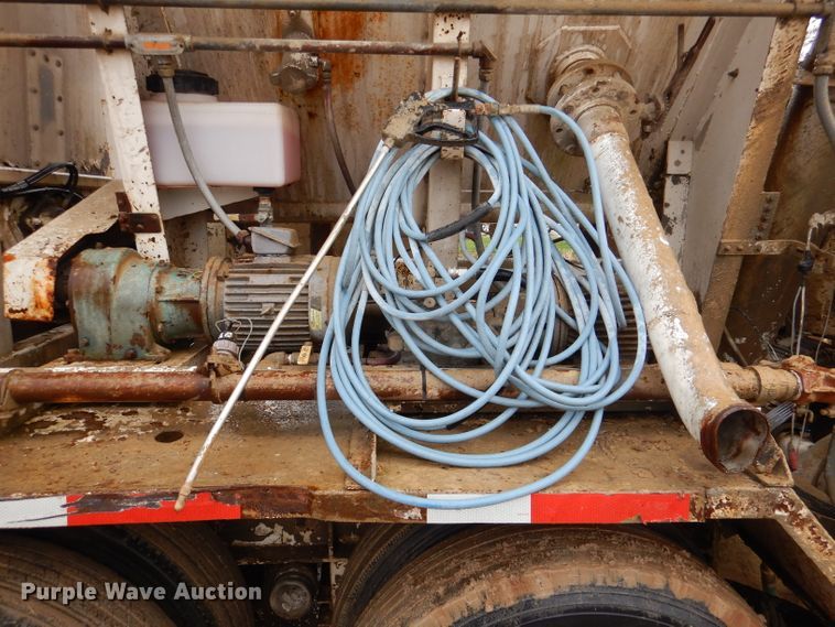 image for item DL2813 1996 Cemen-tech GN-300 batch plant