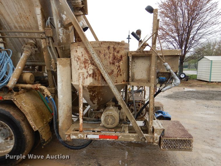 image for item DL2813 1996 Cemen-tech GN-300 batch plant