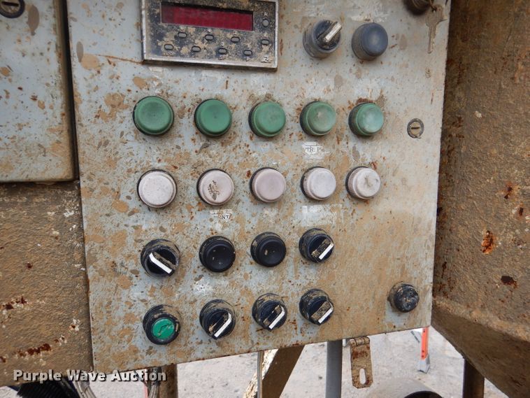 image for item DL2813 1996 Cemen-tech GN-300 batch plant