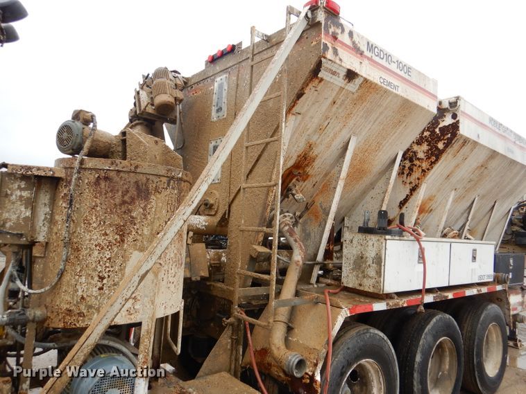 image for item DL2813 1996 Cemen-tech GN-300 batch plant