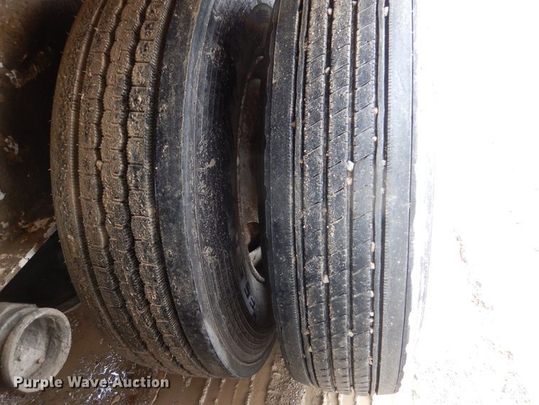 image for item DL2813 1996 Cemen-tech GN-300 batch plant