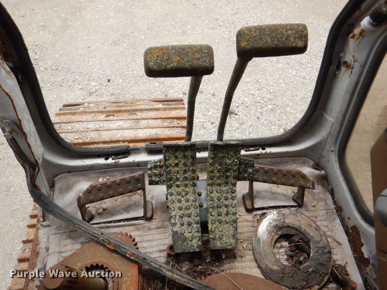 image for item DL2894 1990 Hitachi EX270  excavator