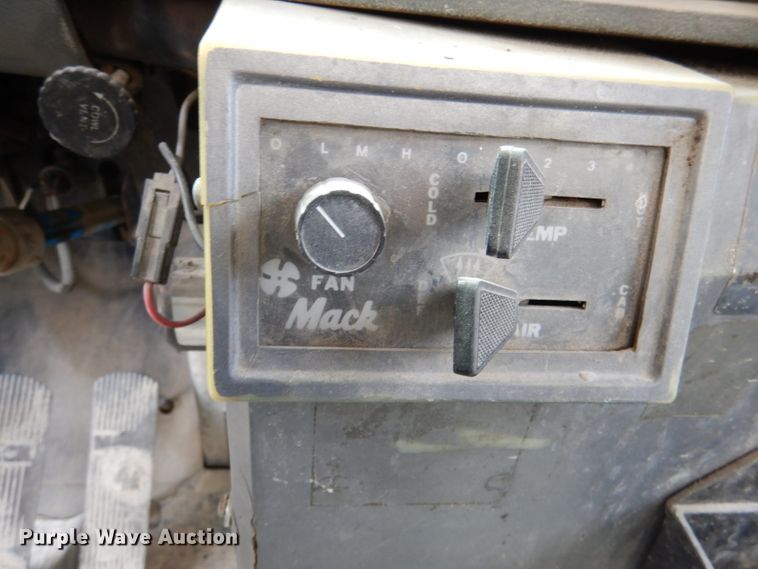 image for item DL4933 1989 Mack DM690S  ready mix truck