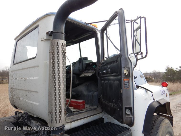 image for item DL4933 1989 Mack DM690S  ready mix truck