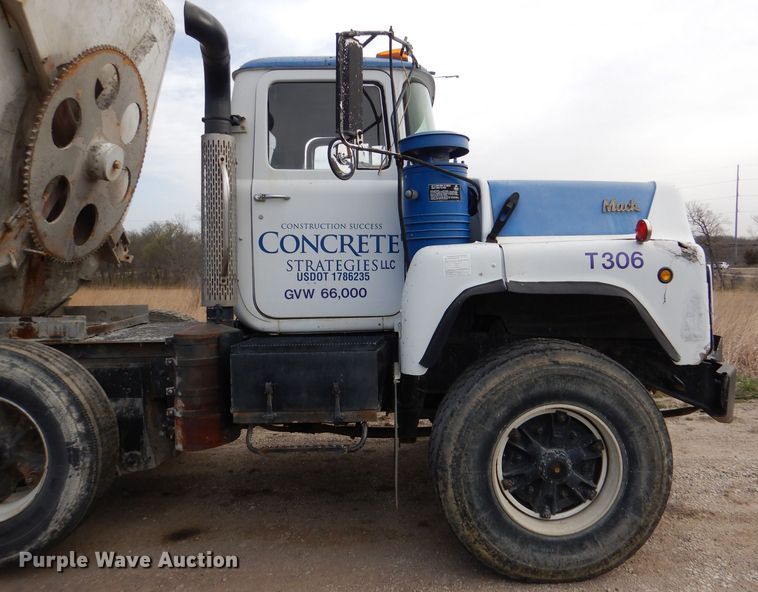 image for item DL4933 1989 Mack DM690S  ready mix truck