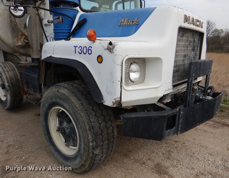 image for item DL4933 1989 Mack DM690S  ready mix truck