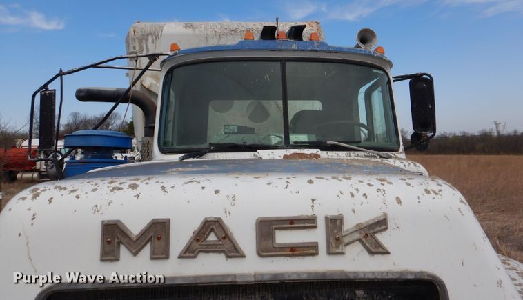 image for item DL4933 1989 Mack DM690S  ready mix truck
