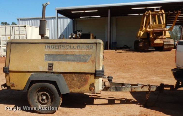 image for item DM2875 2000 Ingersoll Rand P185WJD  air compressor