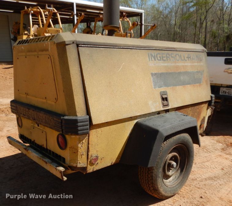 image for item DM2875 2000 Ingersoll Rand P185WJD  air compressor