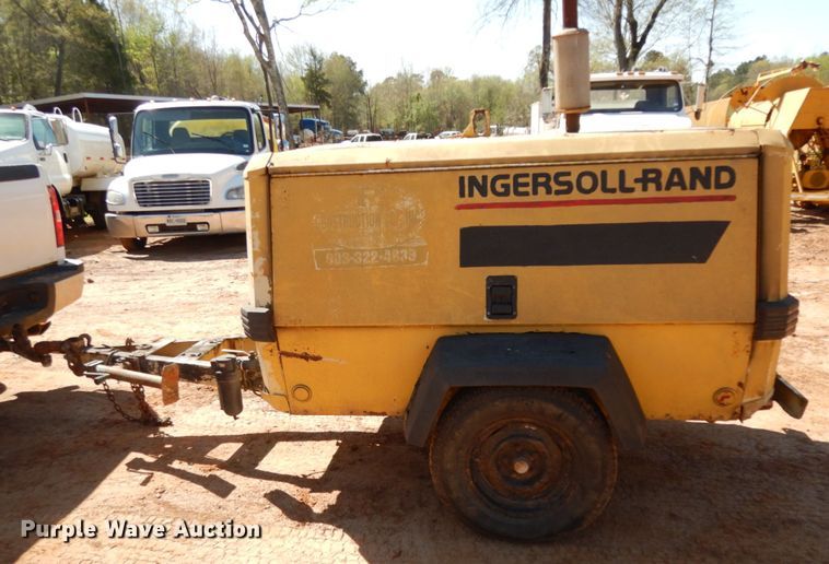 image for item DM2875 2000 Ingersoll Rand P185WJD  air compressor