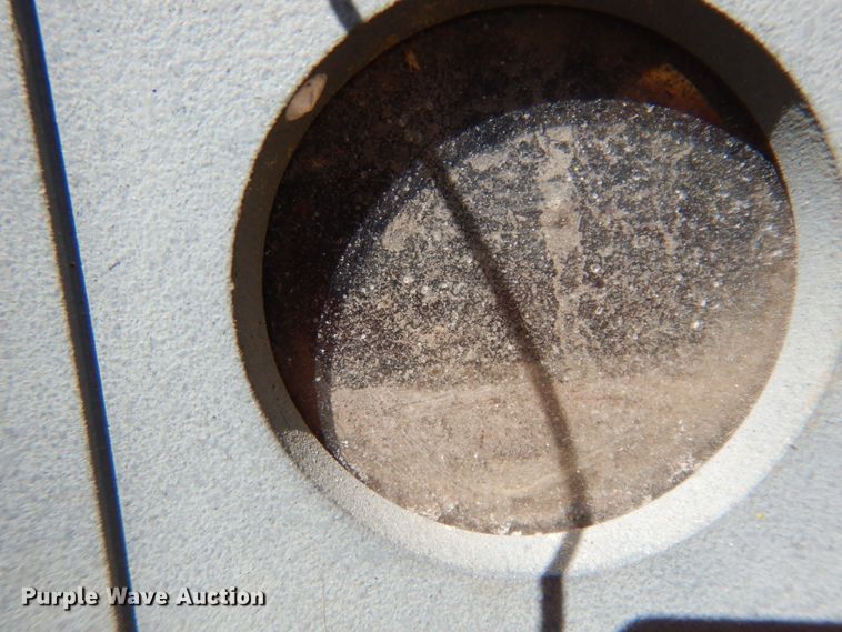 image for item DM2875 2000 Ingersoll Rand P185WJD  air compressor