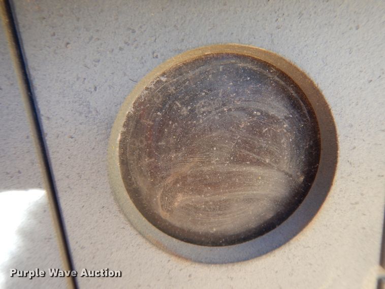 image for item DM2875 2000 Ingersoll Rand P185WJD  air compressor