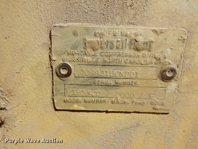 image for item DM2875 2000 Ingersoll Rand P185WJD  air compressor