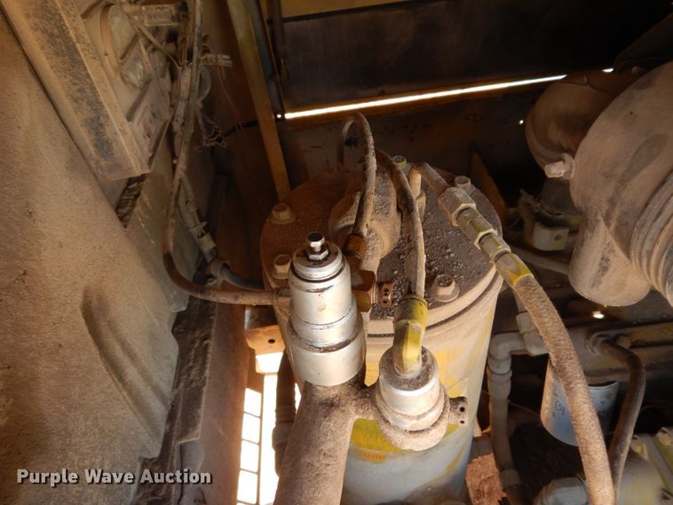 image for item DM2875 2000 Ingersoll Rand P185WJD  air compressor