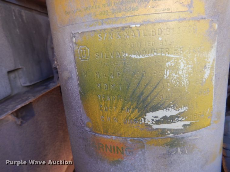 image for item DM2875 2000 Ingersoll Rand P185WJD  air compressor