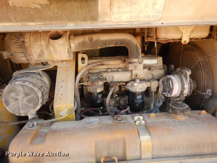 image for item DM2875 2000 Ingersoll Rand P185WJD  air compressor