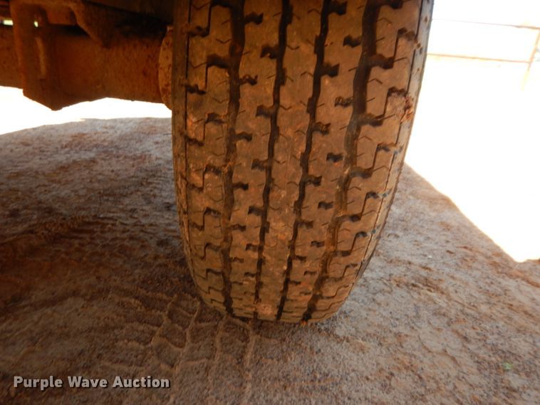 image for item DM2875 2000 Ingersoll Rand P185WJD  air compressor