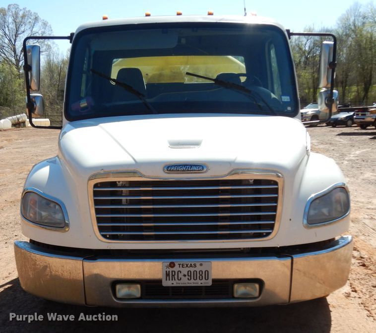 image for item DM2879 2012 Freightliner M2  flatbed truck