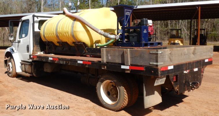 image for item DM2879 2012 Freightliner M2  flatbed truck