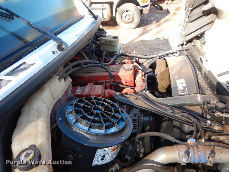 image for item DM2879 2012 Freightliner M2  flatbed truck