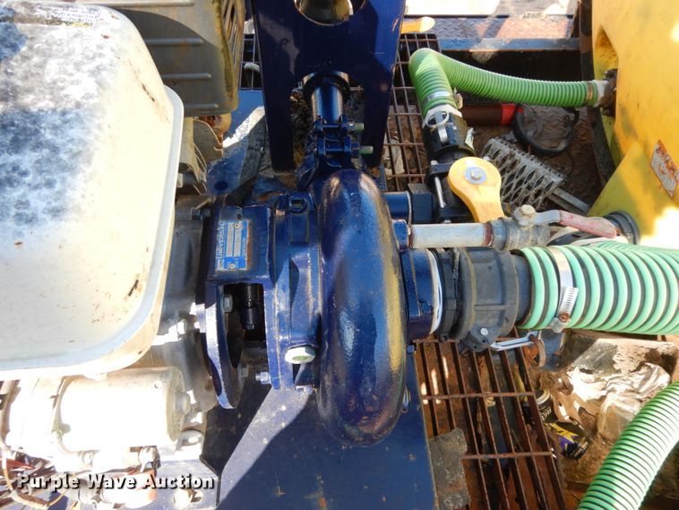 image for item DM2879 2012 Freightliner M2  flatbed truck