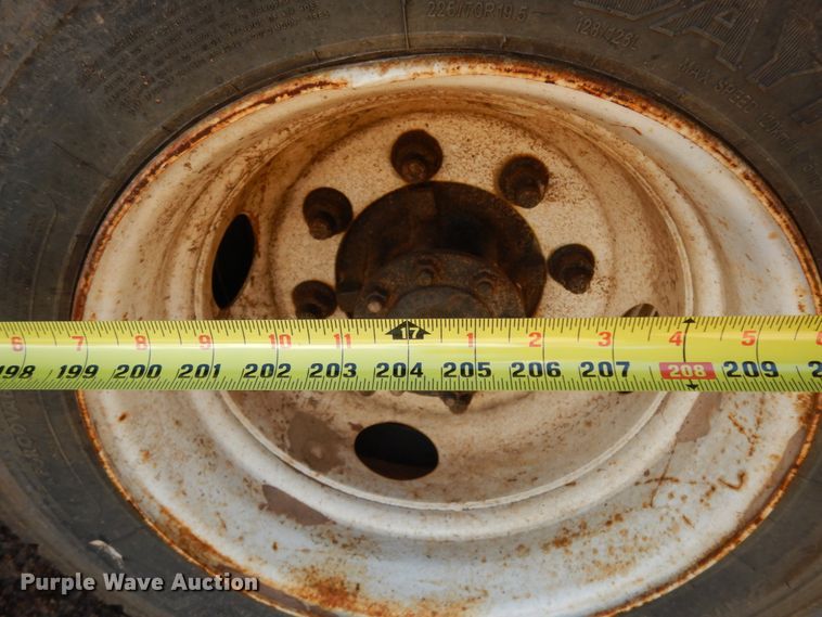 image for item DM2879 2012 Freightliner M2  flatbed truck