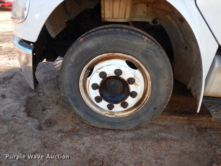 image for item DM2879 2012 Freightliner M2  flatbed truck