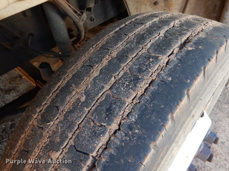 image for item DM2879 2012 Freightliner M2  flatbed truck