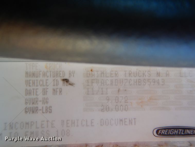 image for item DM2879 2012 Freightliner M2  flatbed truck