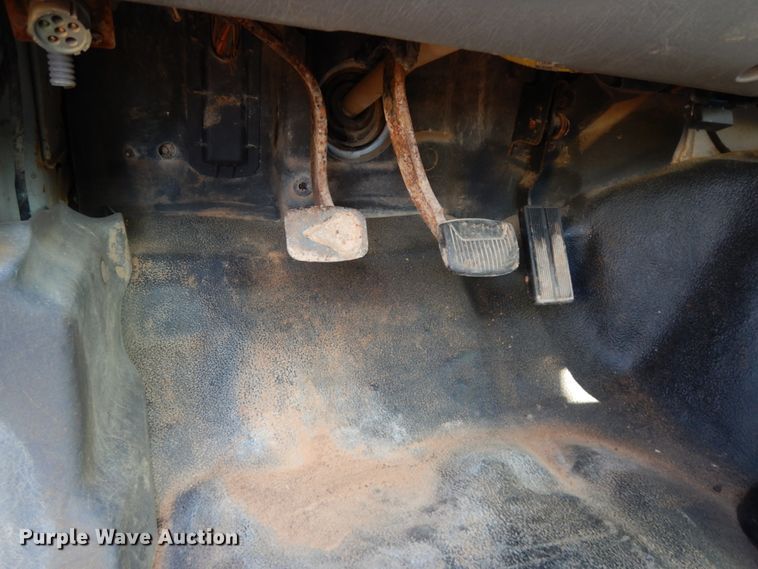 image for item DM2880 2000 Ford F650 Super Duty  water truck