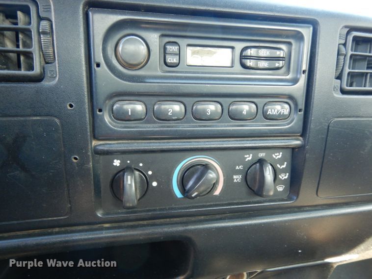 image for item DM2880 2000 Ford F650 Super Duty  water truck