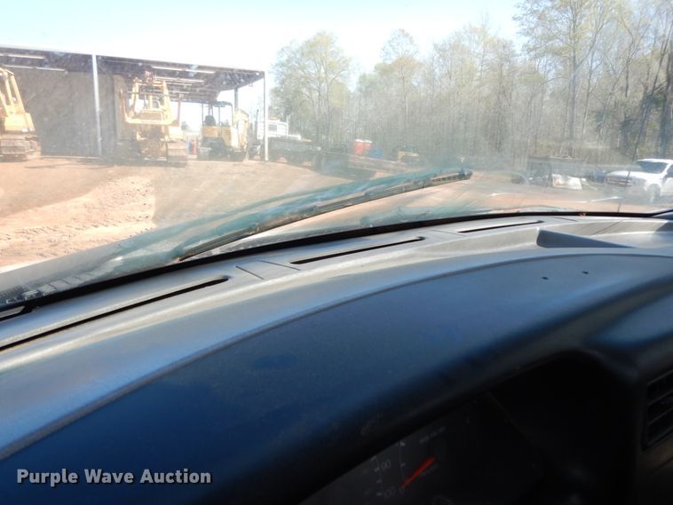 image for item DM2880 2000 Ford F650 Super Duty  water truck