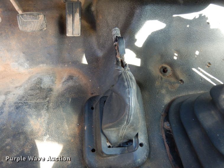 image for item DM2880 2000 Ford F650 Super Duty  water truck