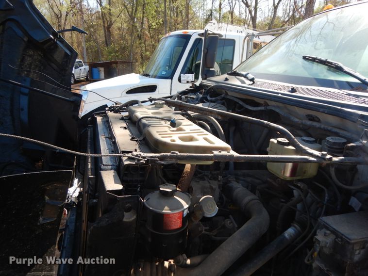 image for item DM2880 2000 Ford F650 Super Duty  water truck