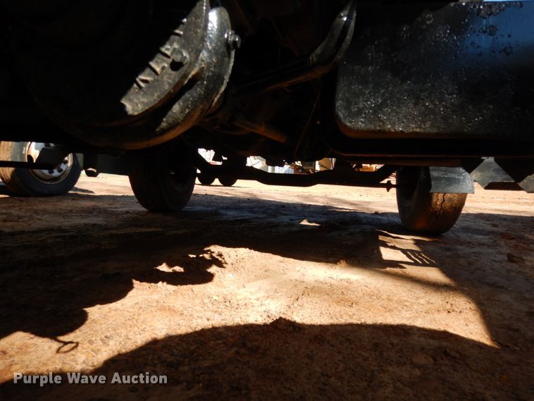 image for item DM2880 2000 Ford F650 Super Duty  water truck