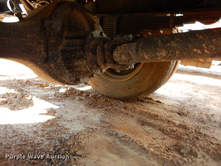 image for item DM2880 2000 Ford F650 Super Duty  water truck