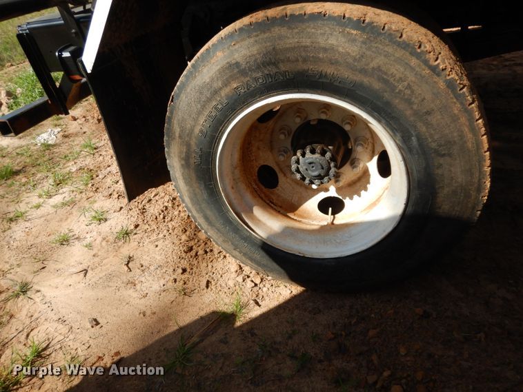 image for item DM2880 2000 Ford F650 Super Duty  water truck