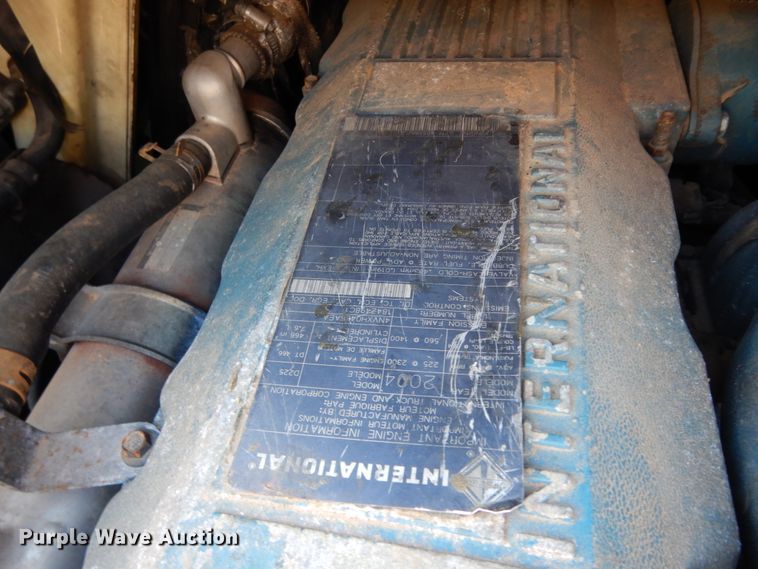 image for item DM2881 2005 International 4300  utility / service truck