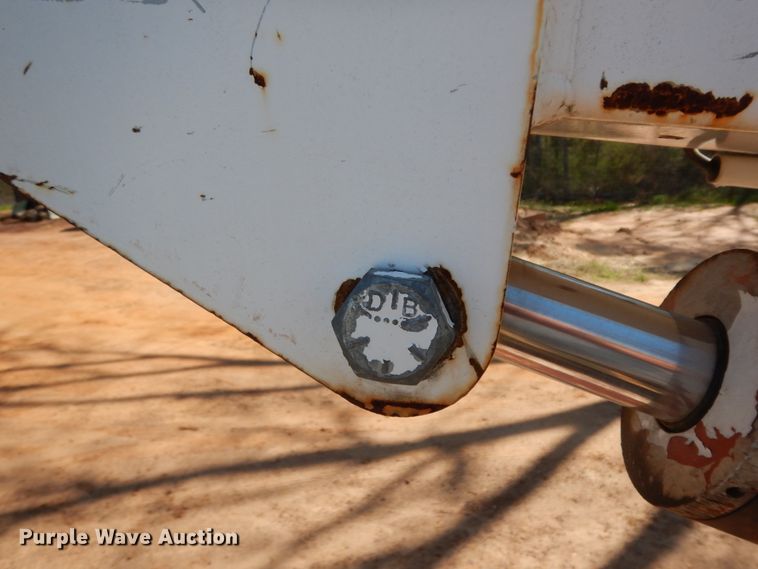 image for item DM2881 2005 International 4300  utility / service truck