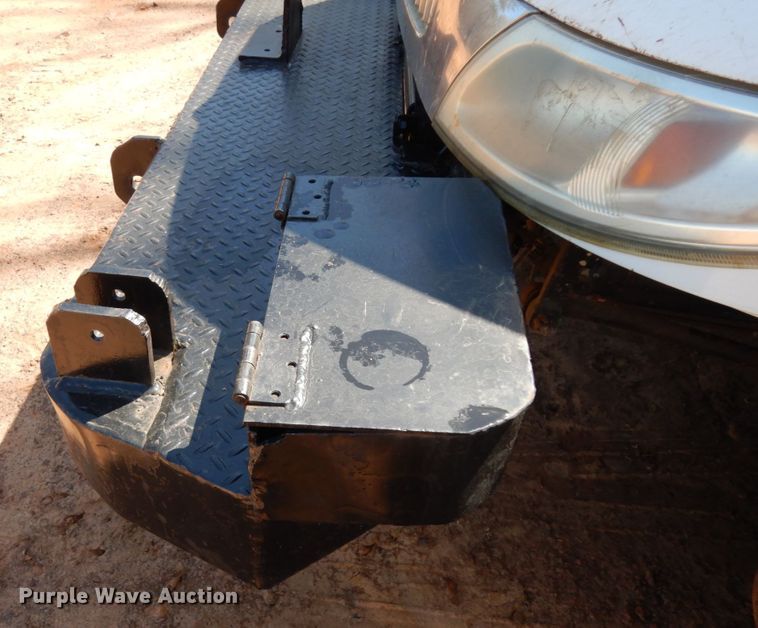 image for item DM2881 2005 International 4300  utility / service truck