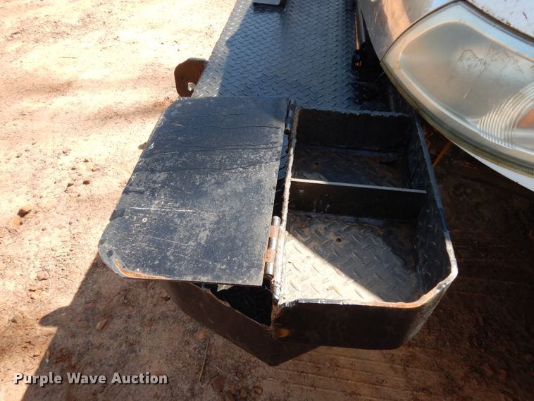 image for item DM2881 2005 International 4300  utility / service truck