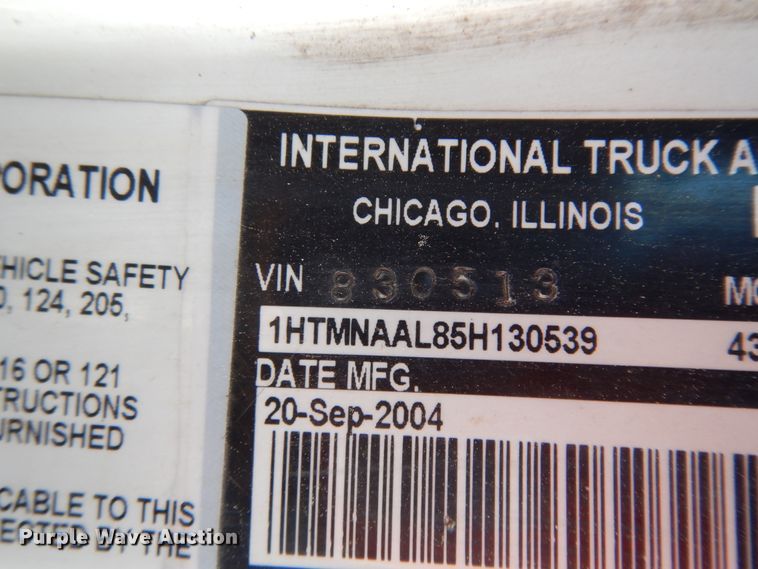 image for item DM2881 2005 International 4300  utility / service truck