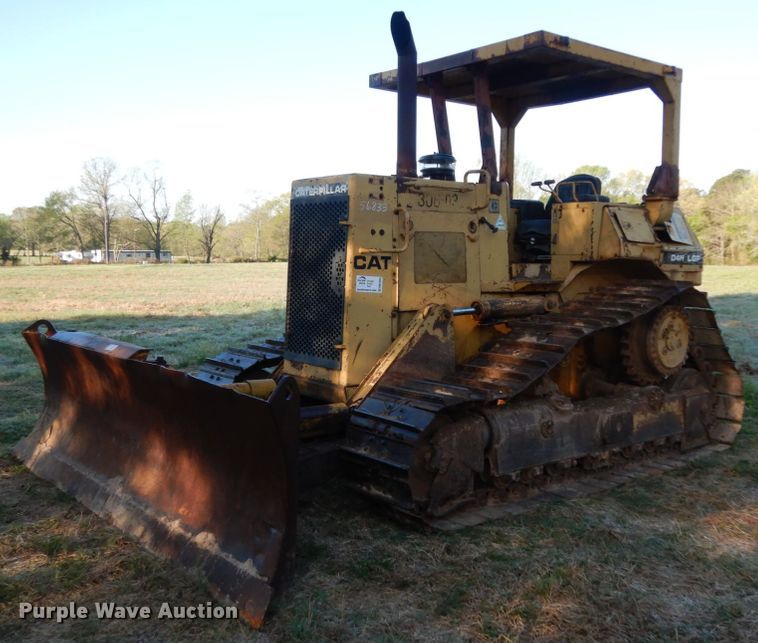 image for item DM2906 1989 Caterpillar D4H LGP  dozer