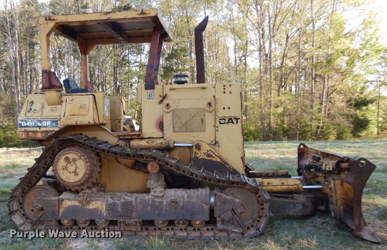 image for item DM2906 1989 Caterpillar D4H LGP  dozer