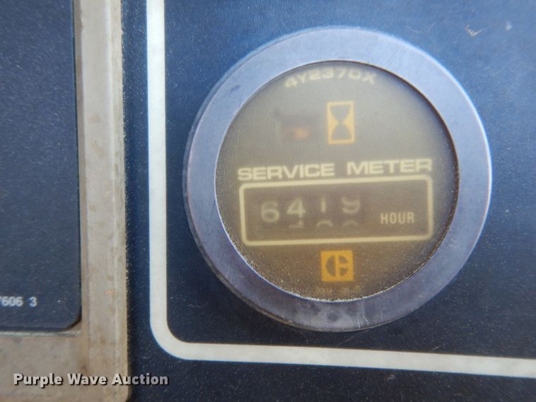 image for item DM2906 1989 Caterpillar D4H LGP  dozer