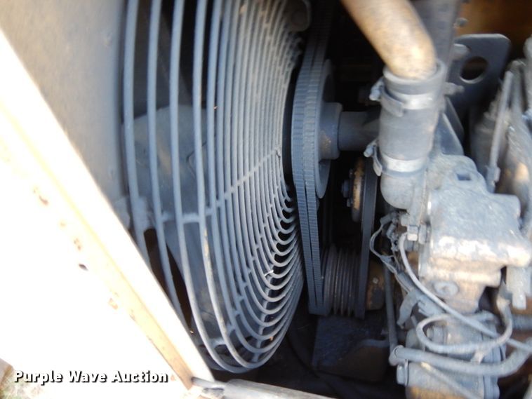 image for item DM2906 1989 Caterpillar D4H LGP  dozer